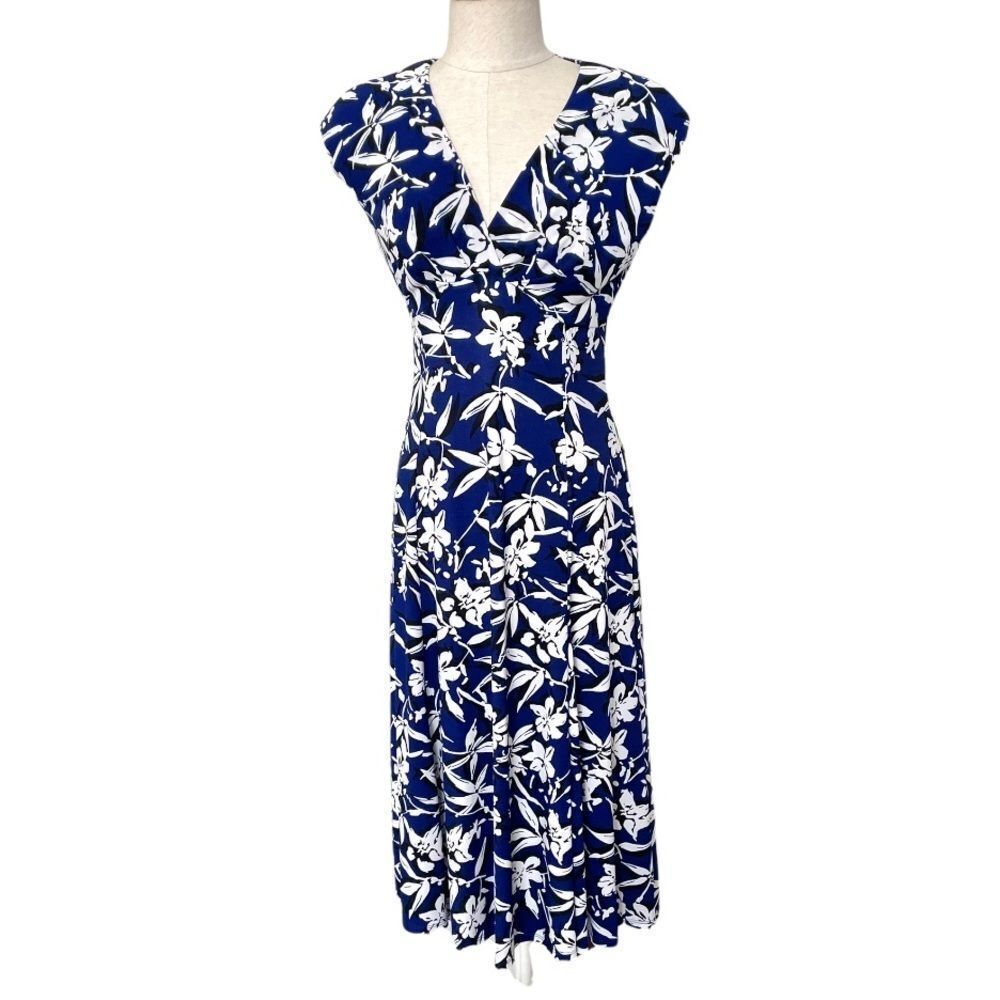 Chaps short sleeved blue floral long dress